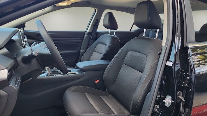 2025 Nissan Altima 2.5 S photo 2