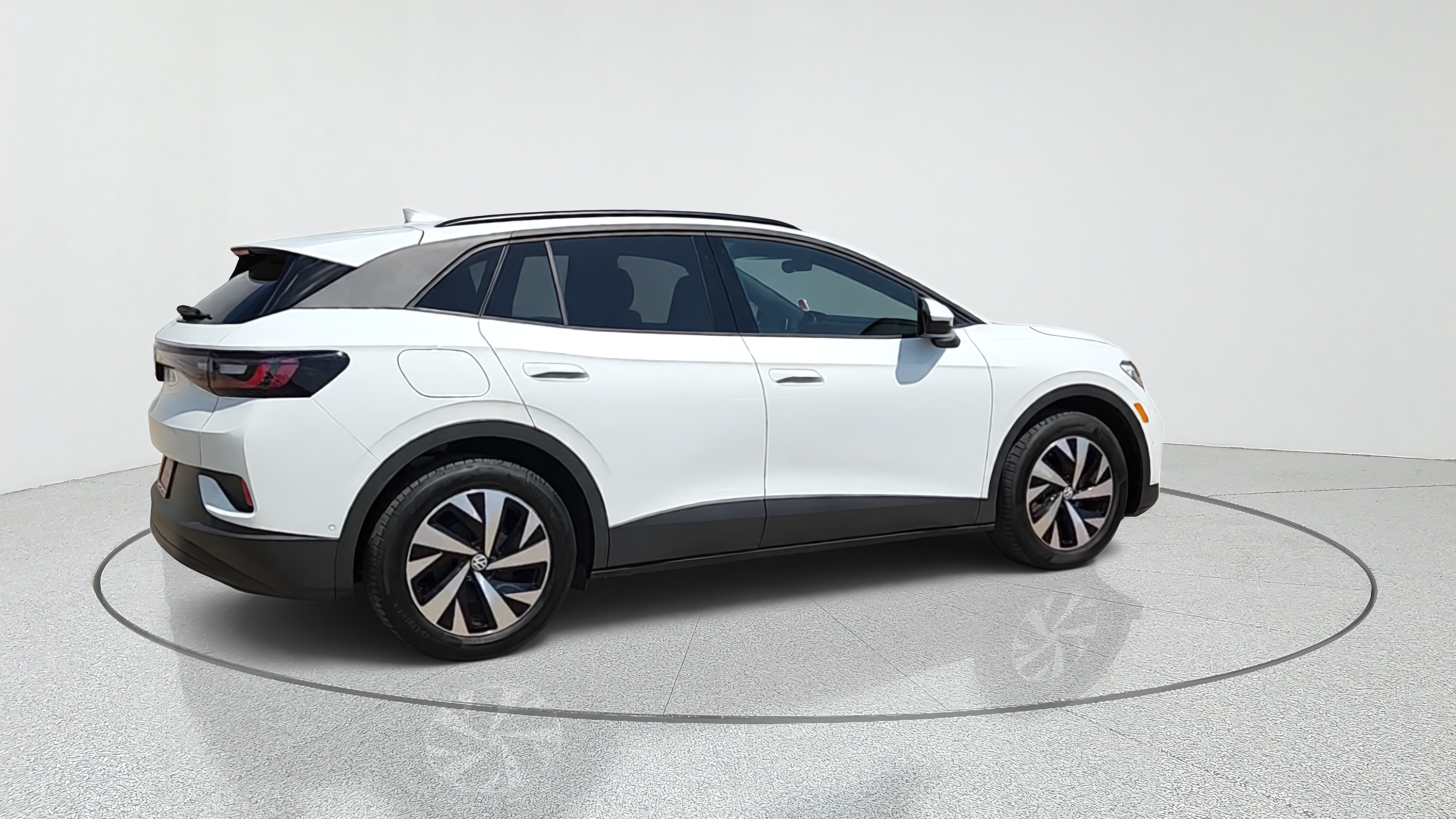 Used Pure White 2024 Volkswagen ID.4 Standard for Sale in Dallas