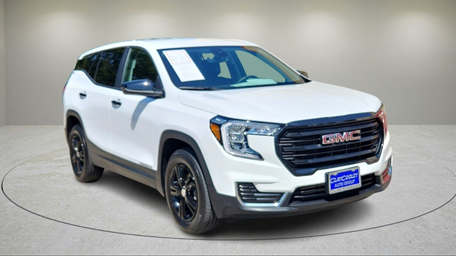 2024 Gmc Terrain SLE photo 3