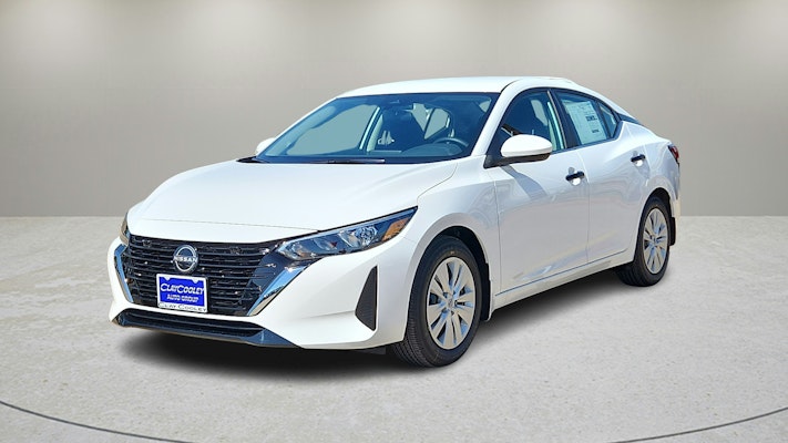 2025 Nissan Sentra S photo 3