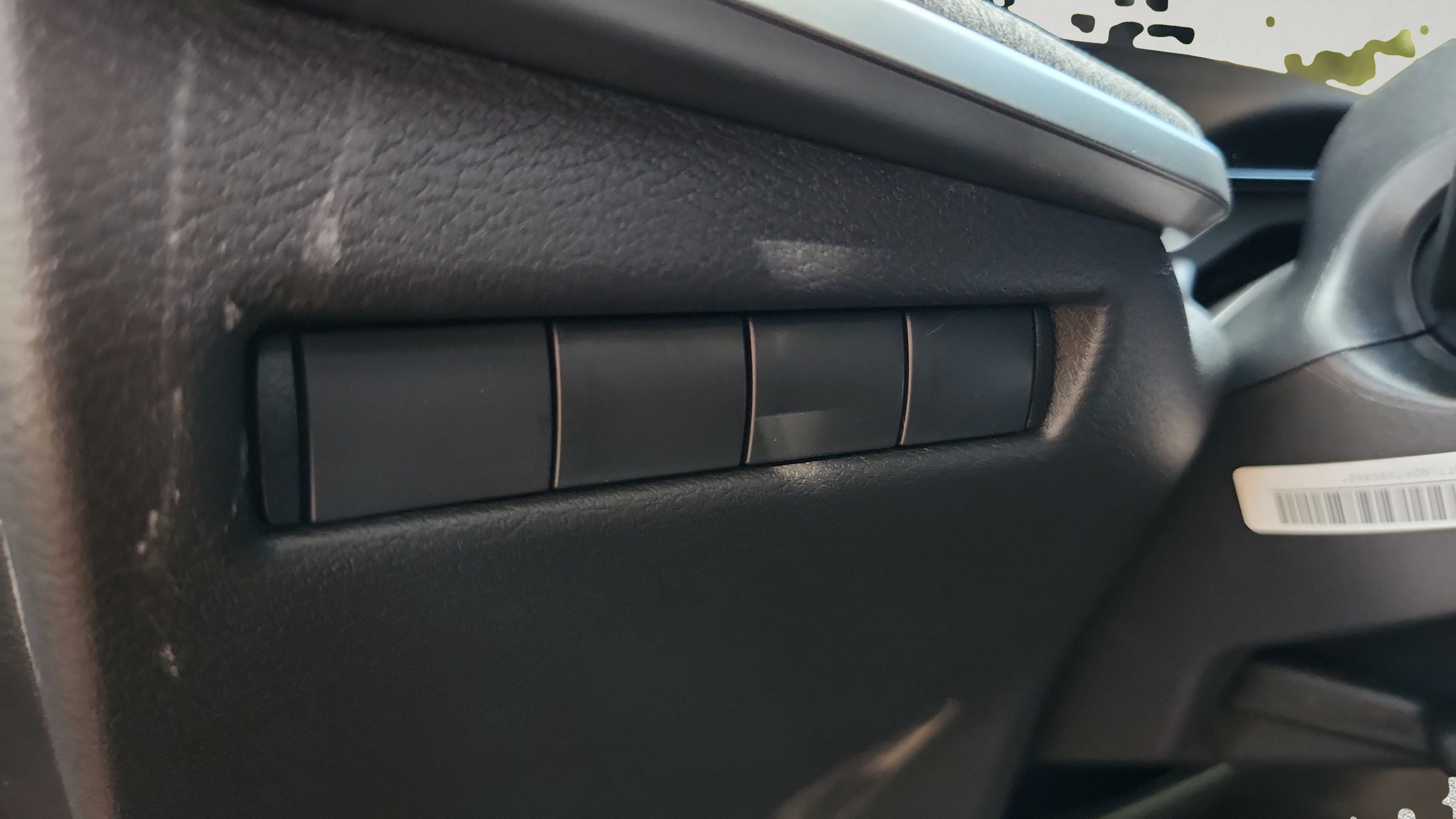 New Super Black 2027 Nissan Kicks SV for Sale in Irving, TX
